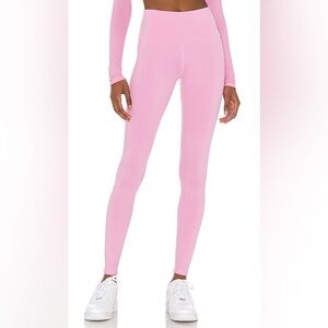 ALO Yoga High Waist Airbrush Legging in Pink, Size M